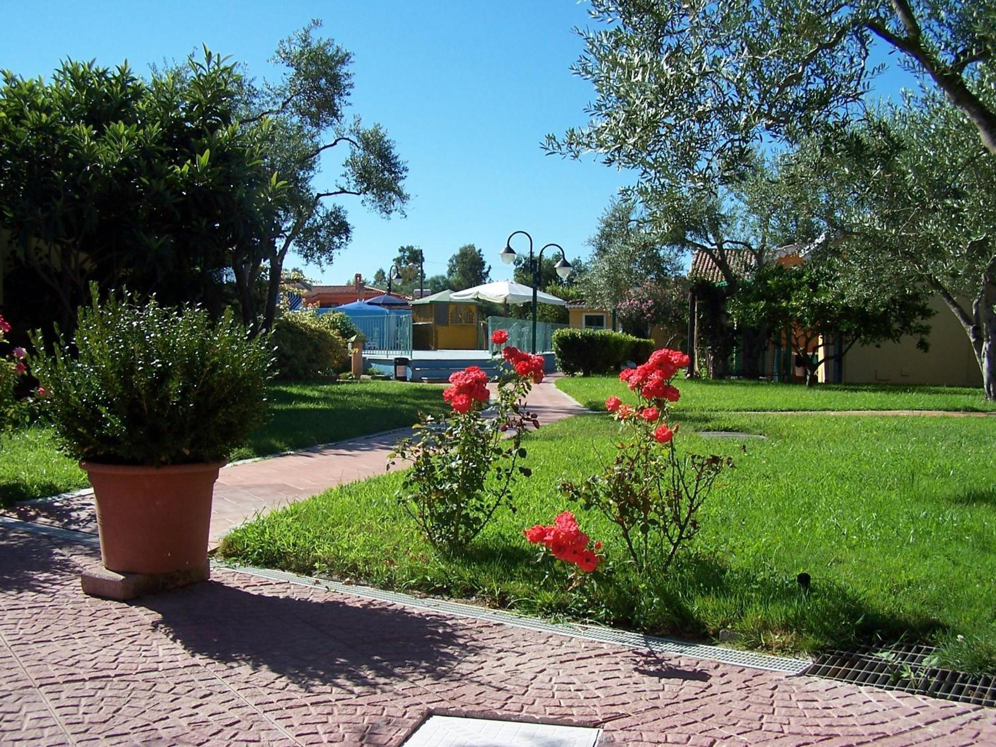 Residence Verde Mare Tortolì Exterior foto